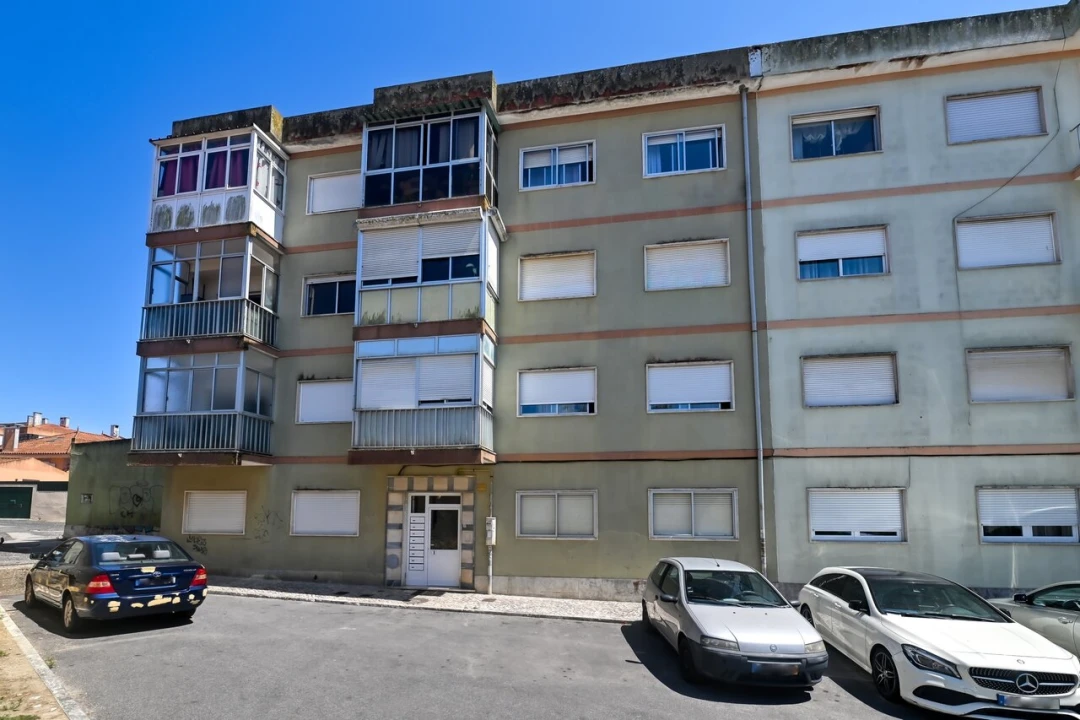 Apartamento T3 para Venda em Agualva e Mira-Sintra Foto 18