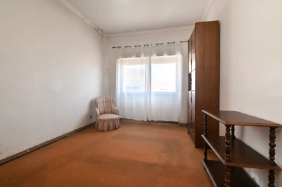 Apartamento T3 para Venda em Agualva e Mira-Sintra