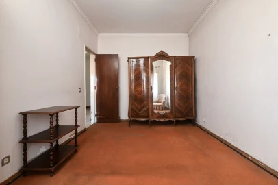 Apartamento T3 para Venda em Agualva e Mira-Sintra