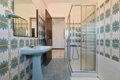 Apartamento T3 para Venda em Agualva e Mira-Sintra