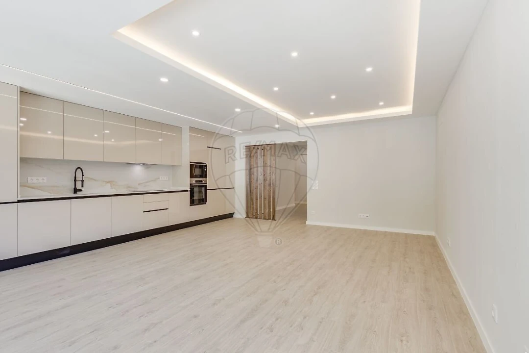 Apartamento T3 para Venda em Algés, Linda-A-Velha e Cruz Quebrada-Dafundo Foto 10
