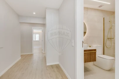 Apartamento T3 para Venda em Algés, Linda-A-Velha e Cruz Quebrada-Dafundo