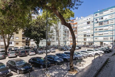 Apartamento T3 para Venda em Algés, Linda-A-Velha e Cruz Quebrada-Dafundo