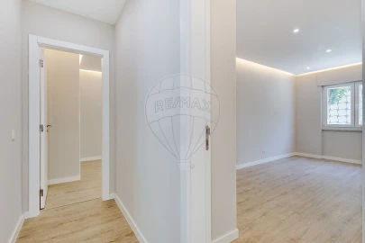 Apartamento T3 para Venda em Algés, Linda-A-Velha e Cruz Quebrada-Dafundo