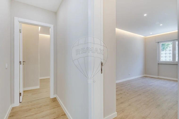 Apartamento T3 para Venda em Algés, Linda-A-Velha e Cruz Quebrada-Dafundo Foto 25