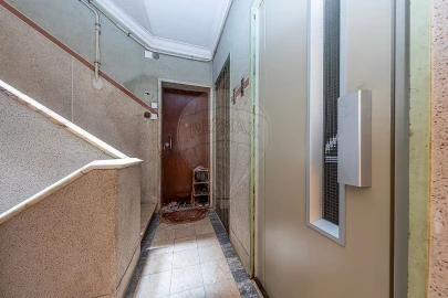 Apartamento T2 para Venda em Campo de Ourique