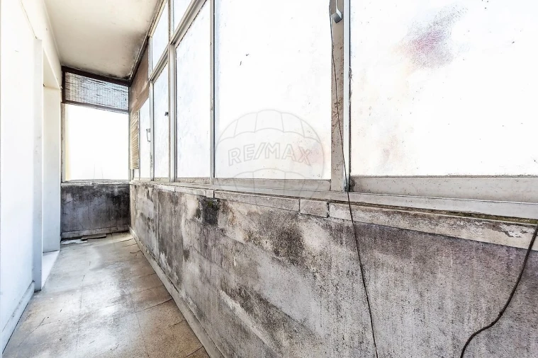 Apartamento T2 para Venda em Campo de Ourique Foto 13