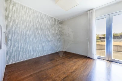 Apartamento T2 para Venda em Olivais