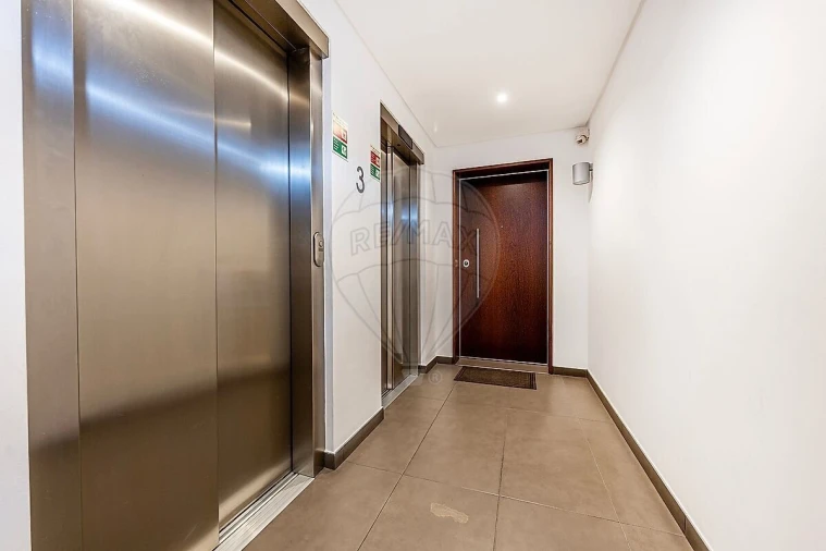 Apartamento T2 para Venda em Olivais Foto 31