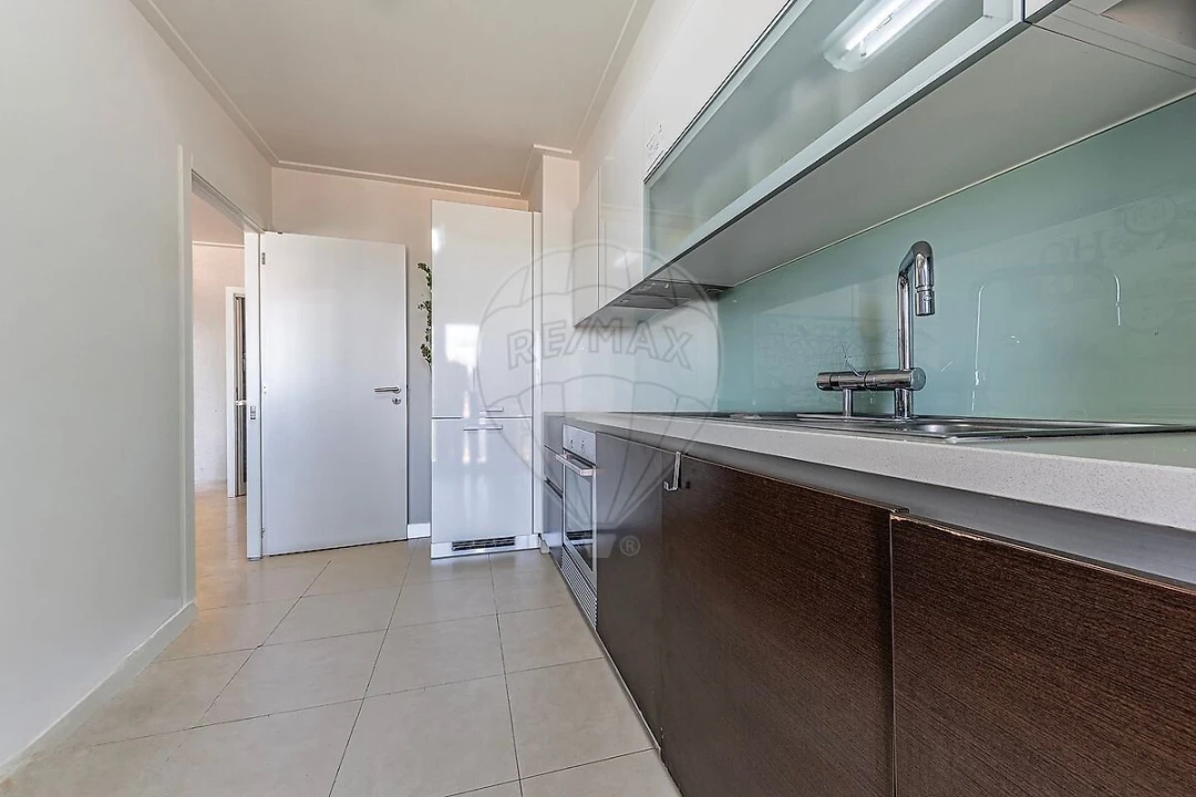 Apartamento T2 para Venda em Olivais Foto 19