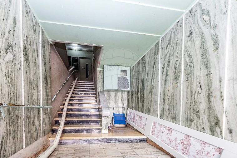 Apartamento T2 para Venda em Campo de Ourique Foto 9