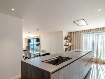 Apartamento T3 para Venda em Lordelo do Ouro e Massarelos