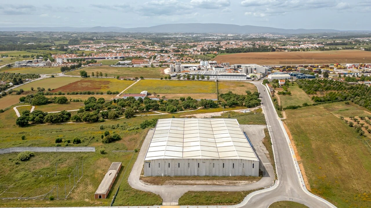 Armazém para Venda em Riachos Foto 23