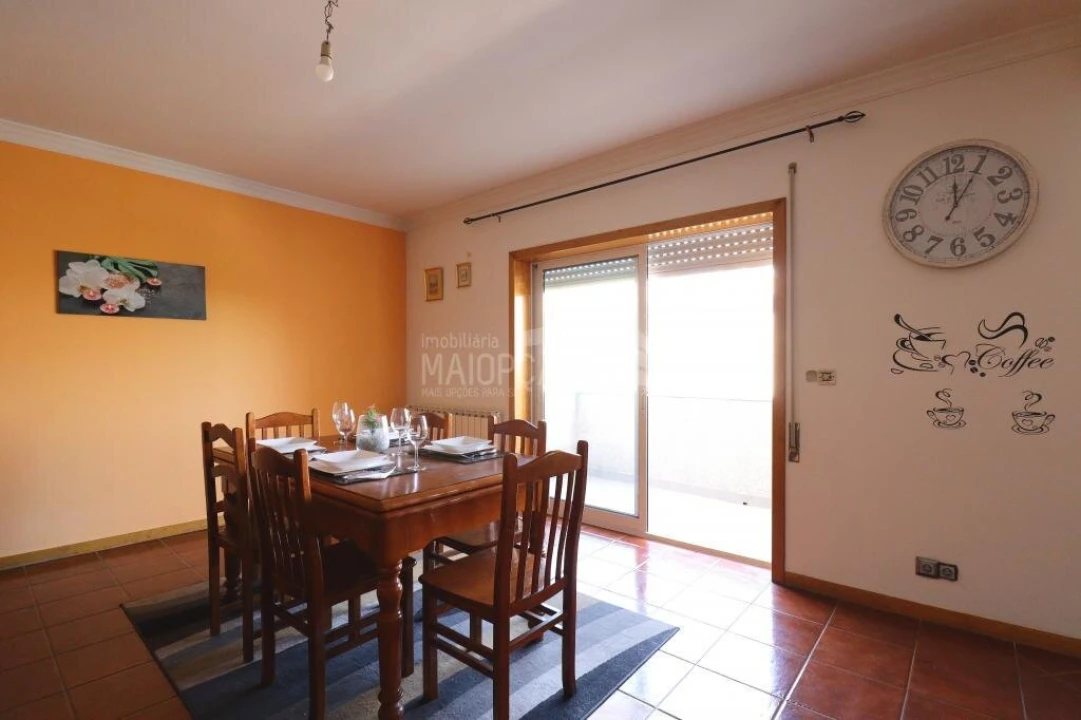 Apartamento T3 para Venda em Sé, Santa Maria e Meixedo Foto 4