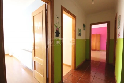 Apartamento T3 para Venda em Sé, Santa Maria e Meixedo
