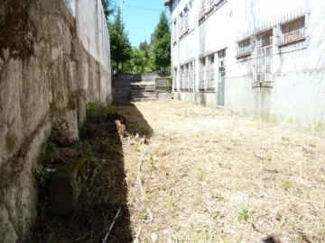 Prédio para Venda em Nelas