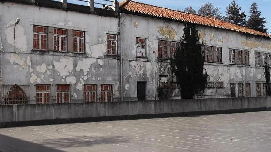 Moradia T0 para Venda em Nelas