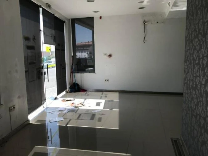 Loja para Venda em Valpaços e Sanfins Foto 2