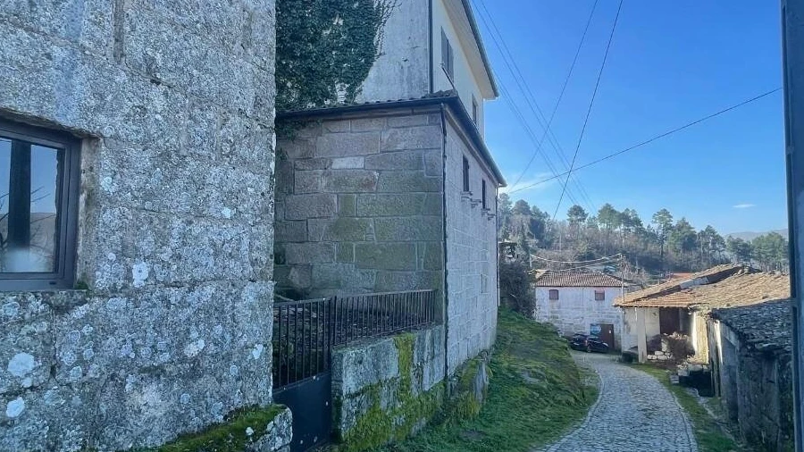 Moradia T5 para Venda em Telões