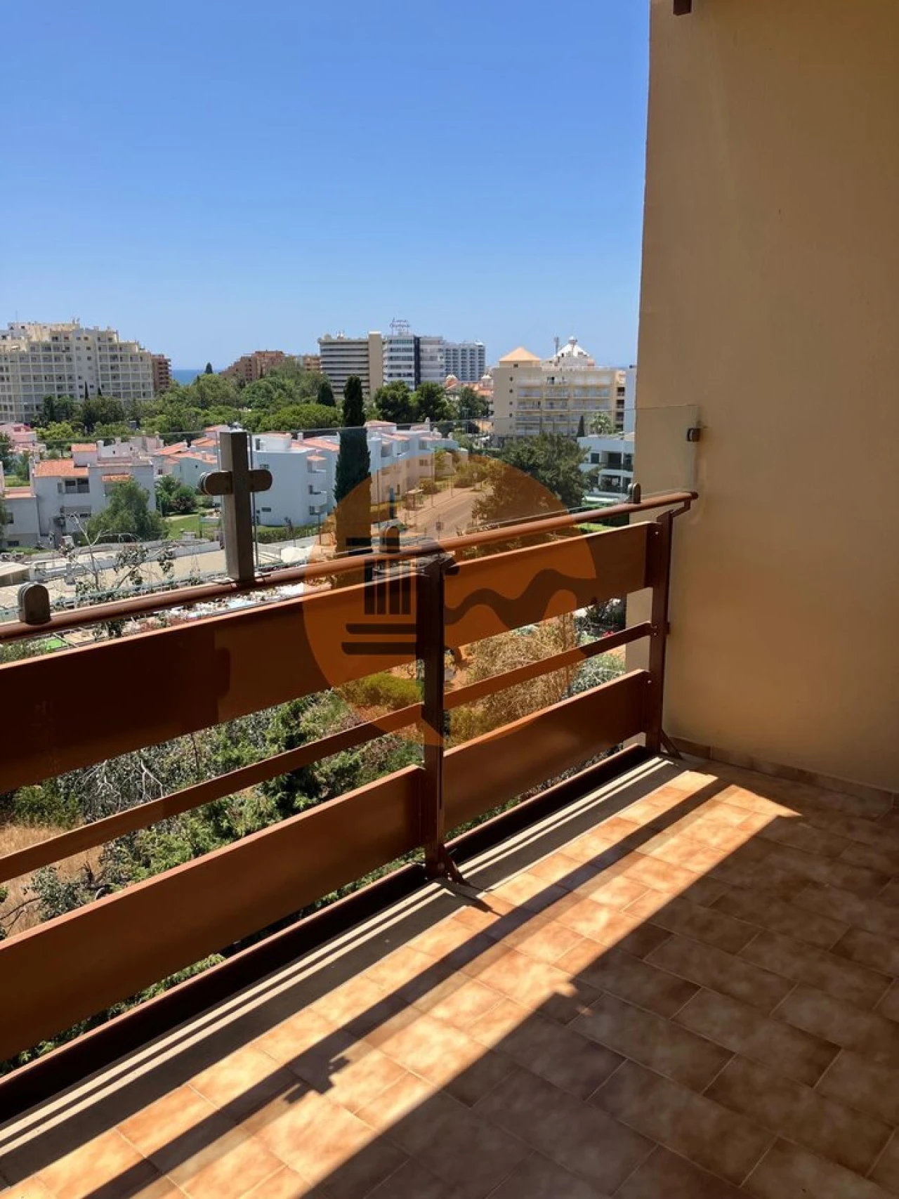 Apartamento T1 para Venda em Quarteira Foto 8