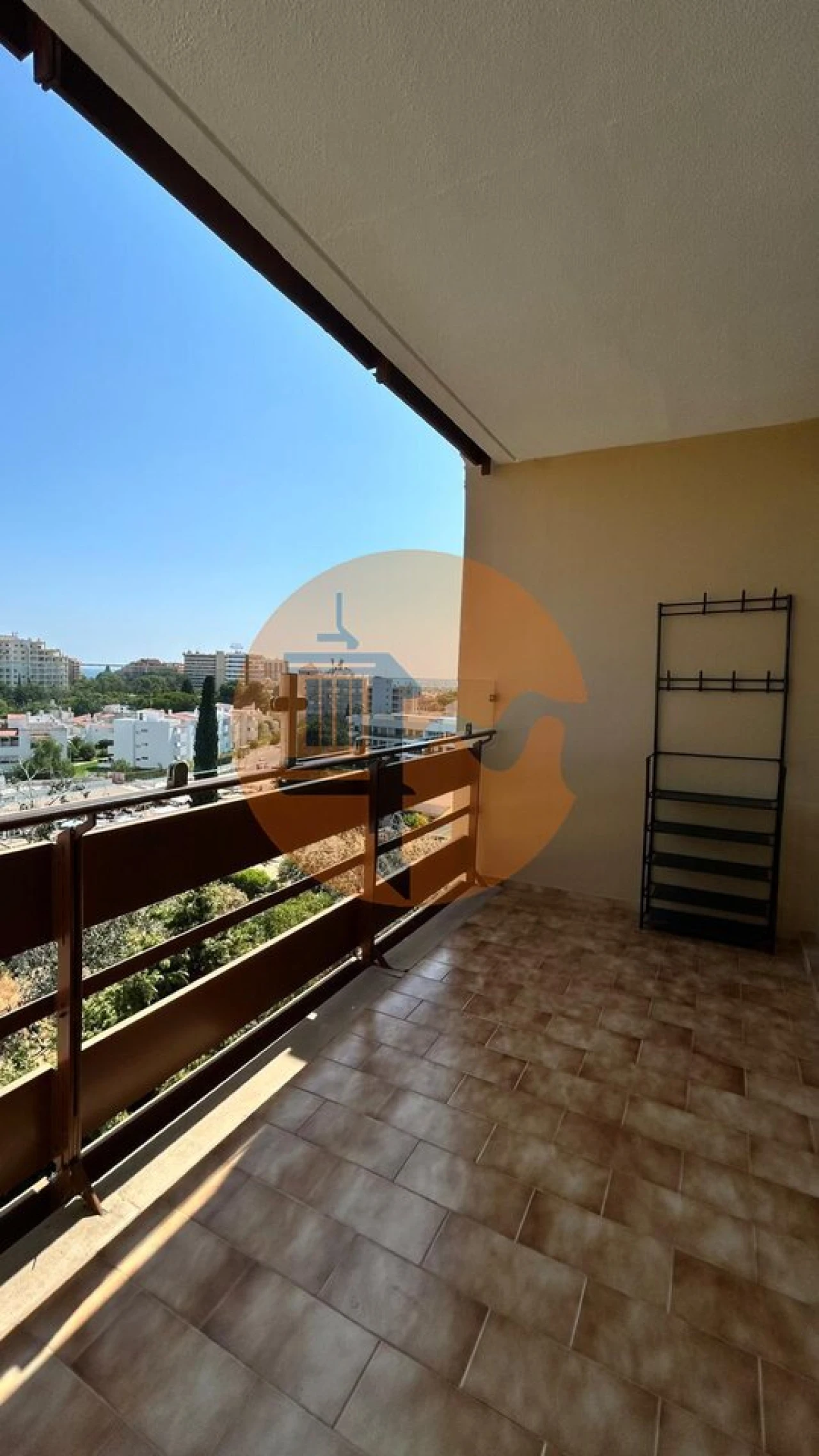 Apartamento T1 para Venda em Quarteira Foto 9