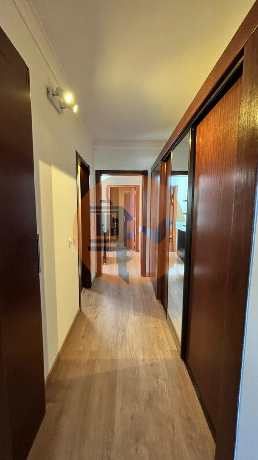 Apartamento T1 para Venda em Quarteira Foto 4