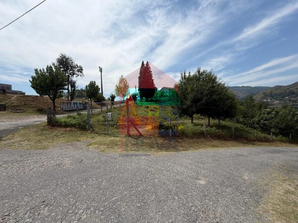 Terreno para Venda em Valdreu Foto 12
