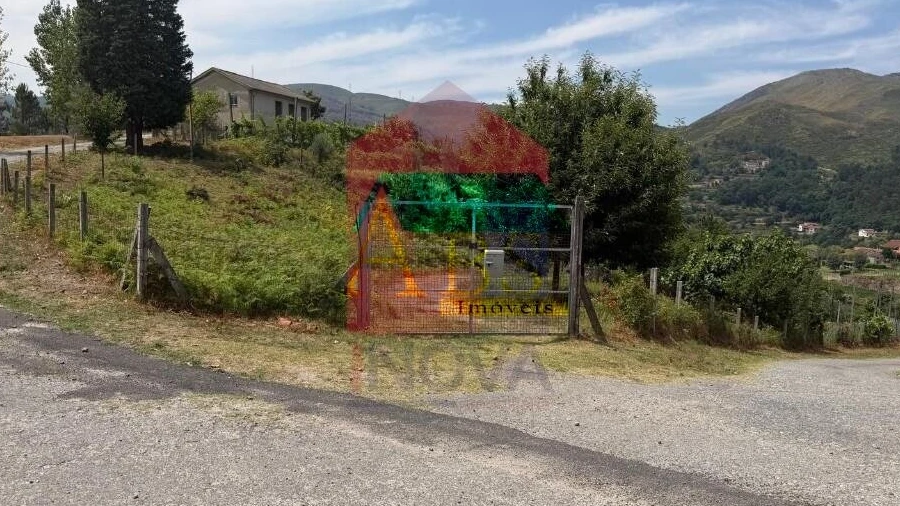 Terreno para Venda em Valdreu