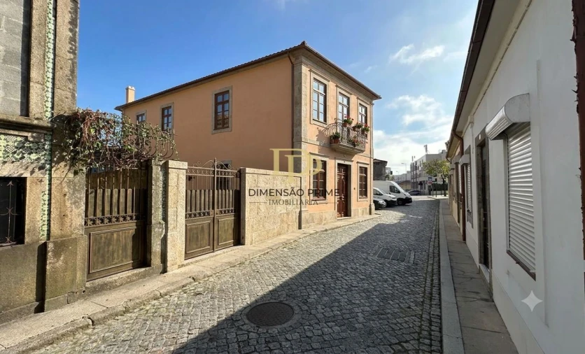 Moradia T4 para Venda em São Mamede de Infesta e Senhora da Hora Foto 2