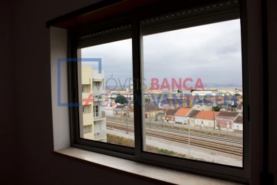 Apartamento T3 para Venda em Alto do Seixalinho, Santo André e Verderena