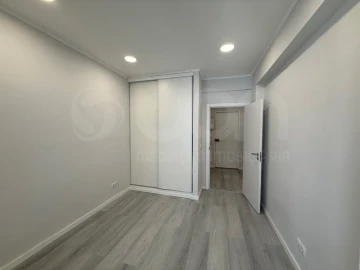 Apartamento T1 para Venda em Venteira