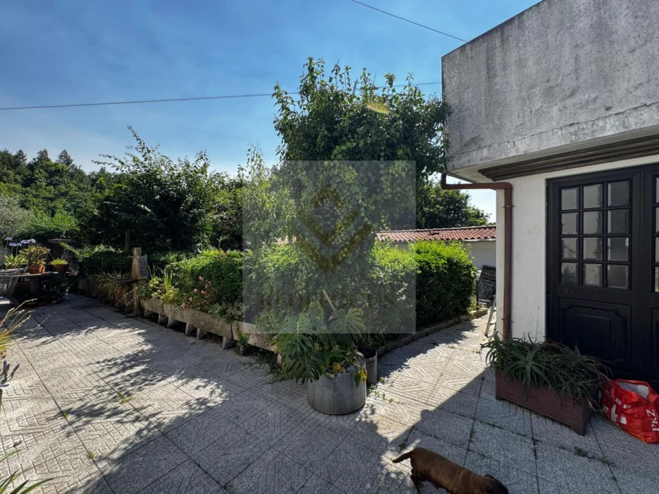 Moradia T3 para Venda em O. Azeméis, Riba-Ul, Ul, Macinhata Seixa, Madail Foto 13