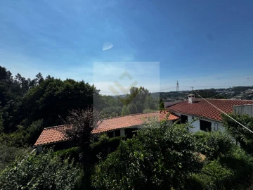 Moradia T3 para Venda em O. Azeméis, Riba-Ul, Ul, Macinhata Seixa, Madail