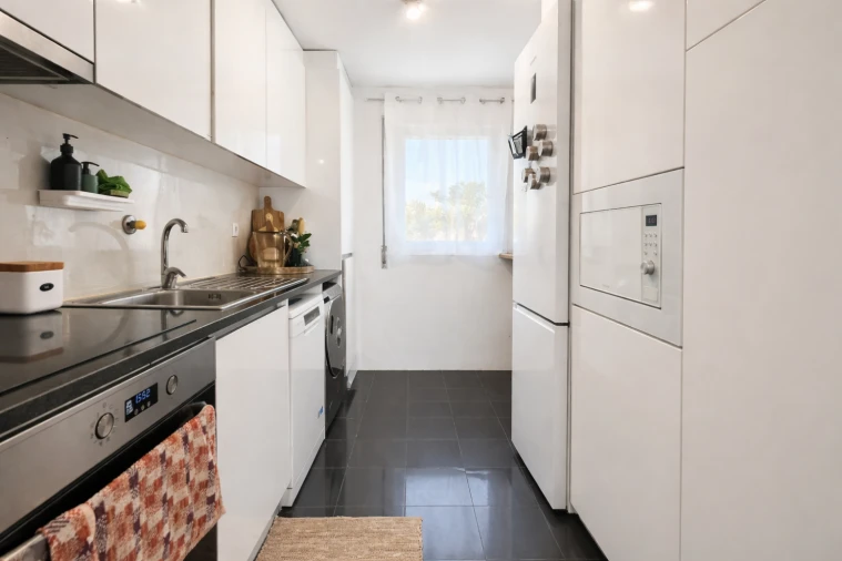 Apartamento T2 para Venda em Vilar de Andorinho Foto 8