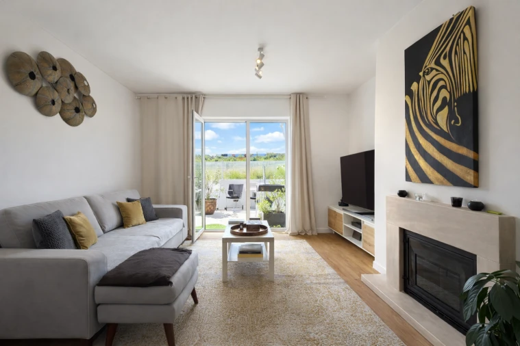 Apartamento T2 para Venda em Vilar de Andorinho Foto 12