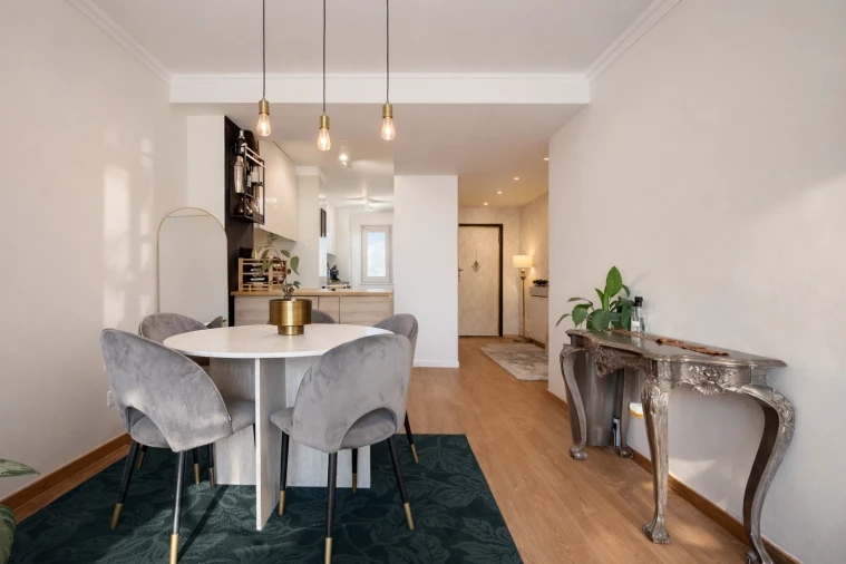 Apartamento T2 para Venda em Vilar de Andorinho Foto 5