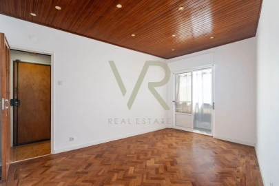 Apartamento T2 para Venda em Águas Livres