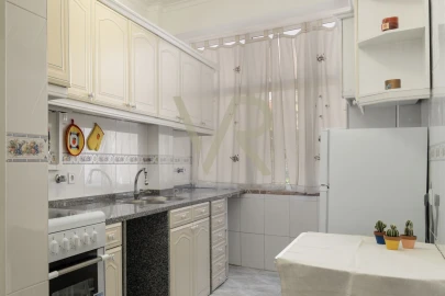 Apartamento T3 para Venda em Águas Livres