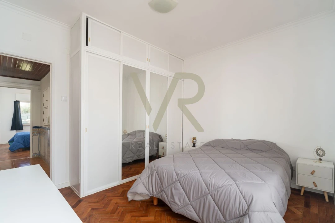 Apartamento T2 para Venda em Águas Livres Foto 4