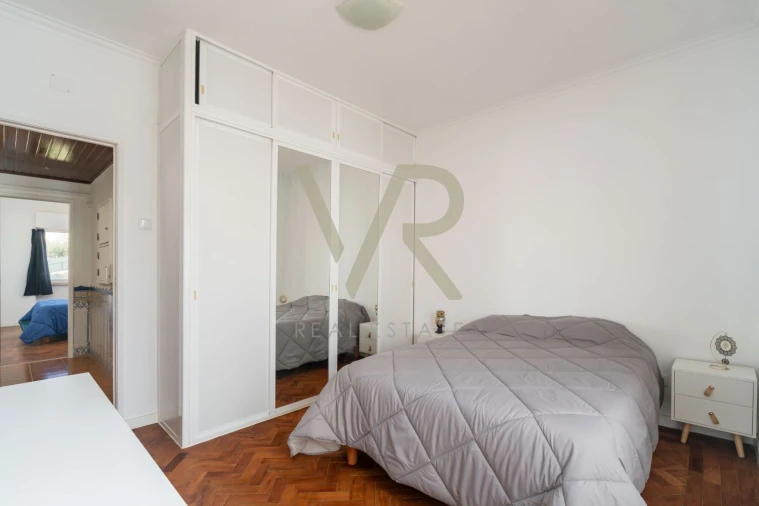 Apartamento T2 para Venda em Águas Livres Foto 4