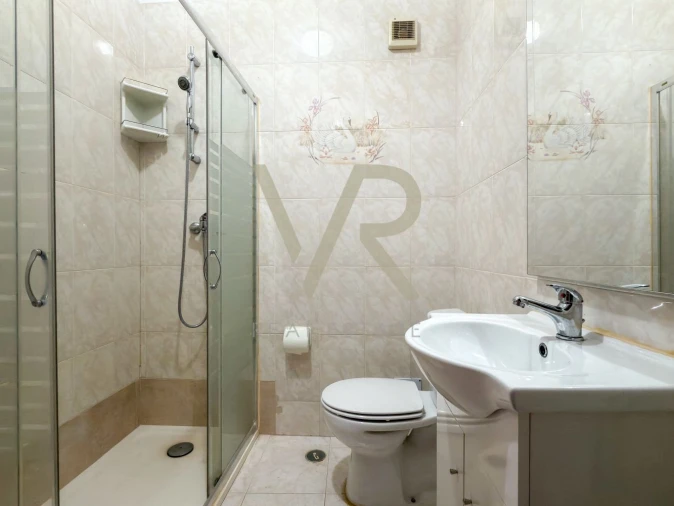 Apartamento T2 para Venda em Águas Livres Foto 8