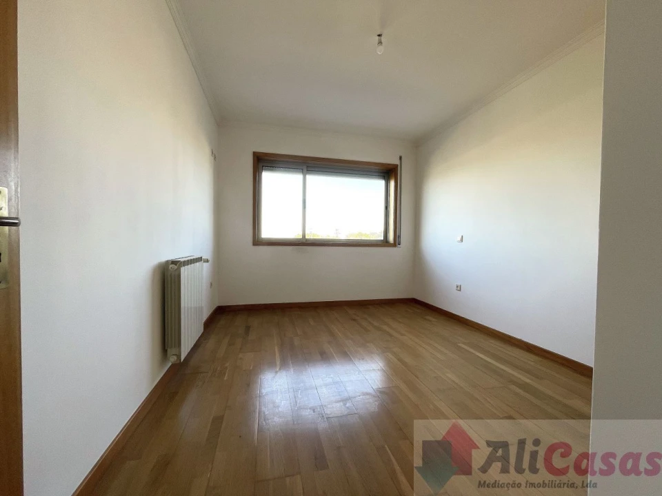 Apartamento T2 para Venda em Santa Maria da Feira, Travanca, Sanfins e Espargo Foto 20