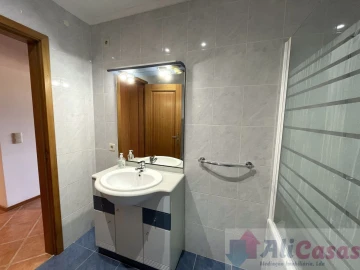 Apartamento T2 para Venda em Santa Maria da Feira, Travanca, Sanfins e Espargo