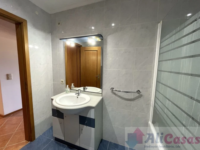 Apartamento T2 para Venda em Santa Maria da Feira, Travanca, Sanfins e Espargo Foto 12