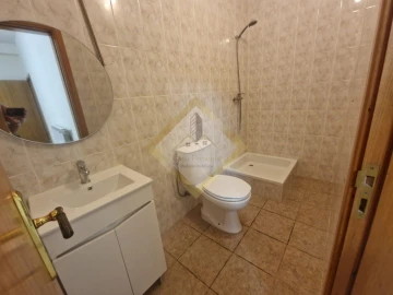 Moradia T3 para Venda em Canedo, Vale e Vila Maior