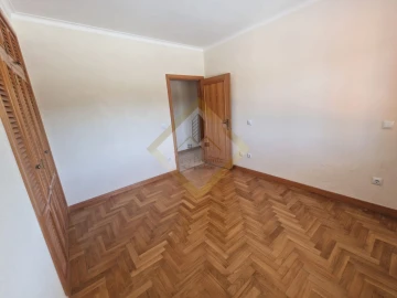 Moradia T3 para Venda em Canedo, Vale e Vila Maior