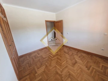 Moradia T3 para Venda em Canedo, Vale e Vila Maior
