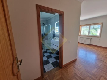 Moradia T3 para Venda em Canedo, Vale e Vila Maior