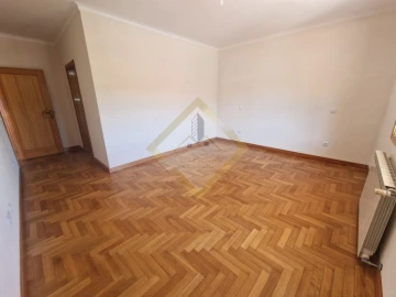 Moradia T3 para Venda em Canedo, Vale e Vila Maior