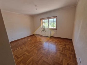 Moradia T3 para Venda em Canedo, Vale e Vila Maior